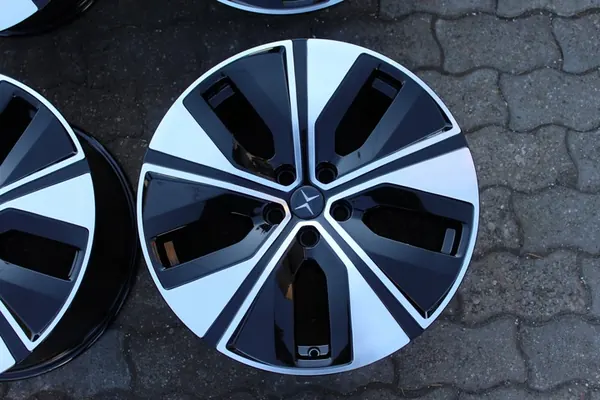 4× Alumiinivanne Volvo OE POLESTAR 19" 5x108 ET 50 image 2