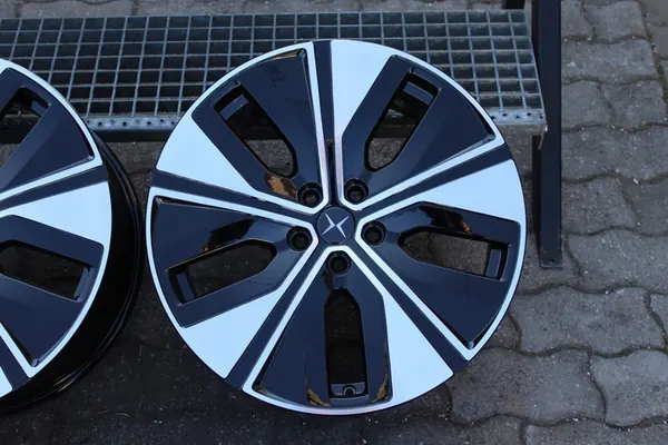 4× Alumiinivanne Volvo OE POLESTAR 19" 5x108 ET 50 image 4