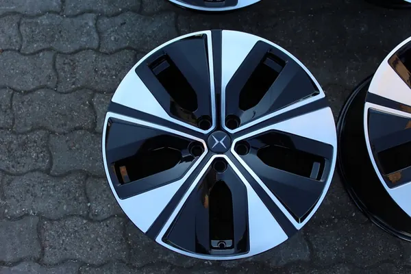 4× Alumiinivanne Volvo OE POLESTAR 19" 5x108 ET 50 image 5