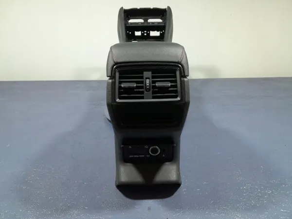 Accoudoir central OEM Lochow-329243-566863243 image 4