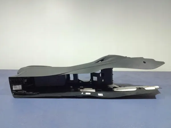 Accoudoir central OEM Lochow-329243-566863243 image 9