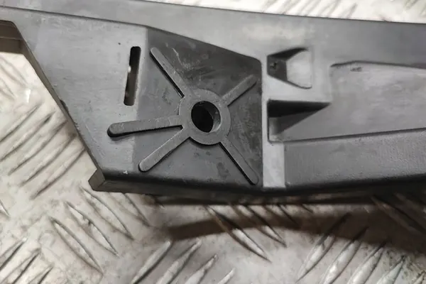 Guida paraurti anteriore destro VW TOURAN 1T0807890A image 6