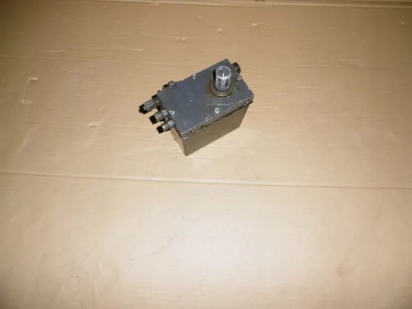 Bomba elevadora cabina Scania OEM 1855566 - Usada image 2