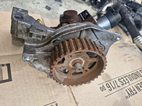 Kraftstoffpumpe Citroen Berlingo II 1.6 HDI image 3