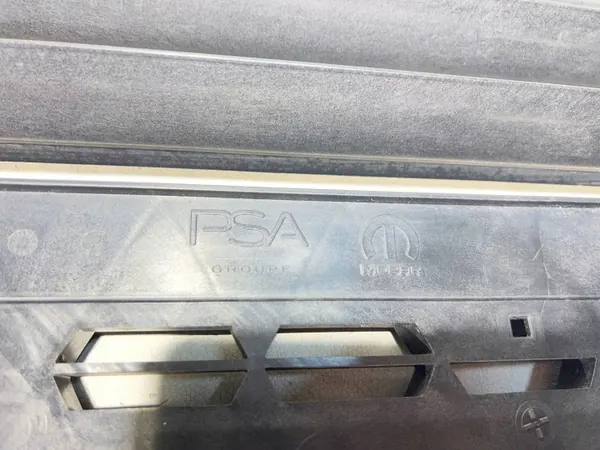 OEM 9836865380 Ohjauspyörän ilmatyynyverho Peugeot image 6