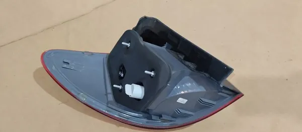 Rechter Achterlicht Mercedes B-Klasse W246 A2469068200 image 8