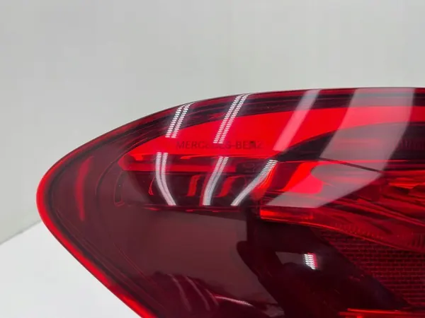 MERCEDES W205 LINKER ACHTERLICHT A2059061357 image 6
