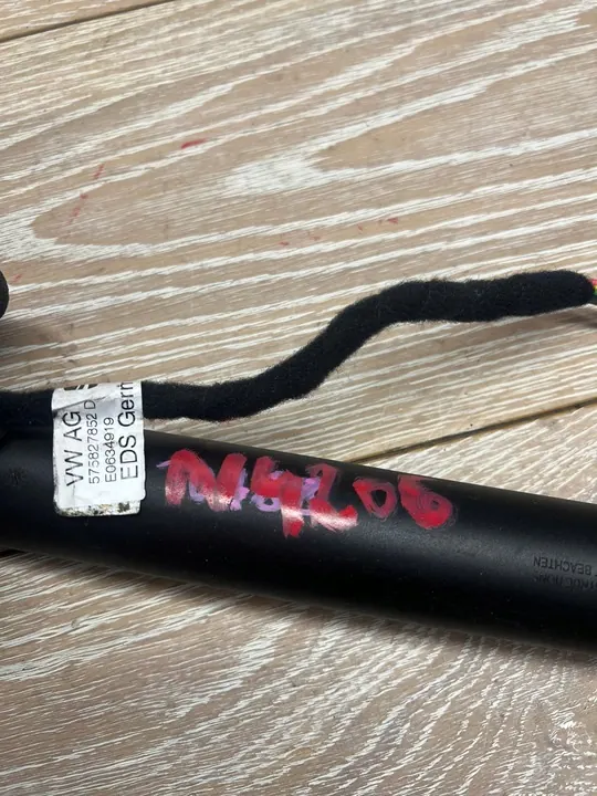 SEAT ATECA Elektrisk Baklucka Aktuator 575827851A image 2