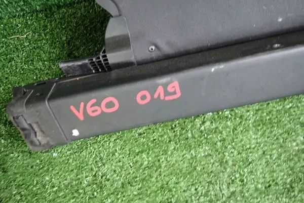 Store de coffre Volvo V60 II 2019 OEM AFO6222 image 4