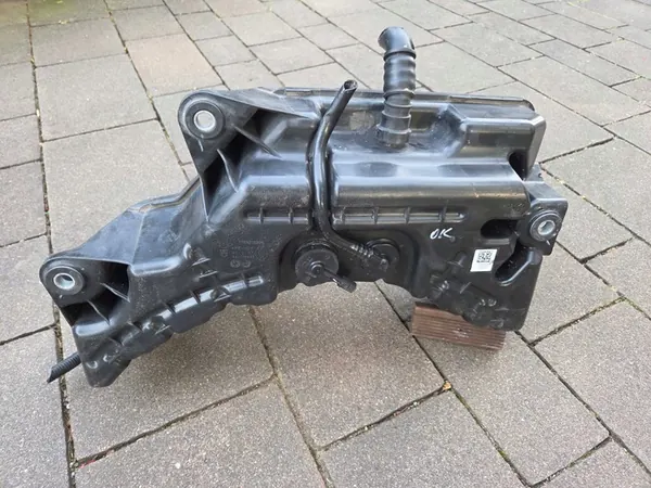 Tanque AdBlue RENAULT CLIO V 172A21630R 237G00331R <2019 image 8