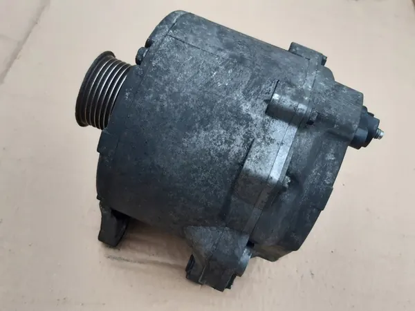 AUDI A8 D3 Alternator 077903015Q image 4