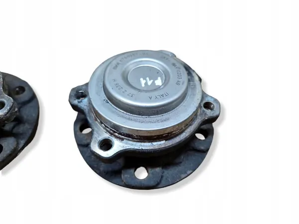 Cuscinetto ruota anteriore destro BMW 5 F10 F11 2011 image 3