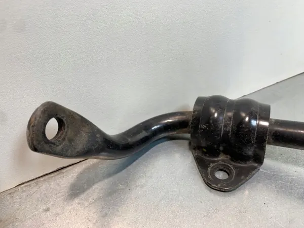 Hyundai Ioniq taka-akselin stabilisaattori OEM 55510G2100 image 6