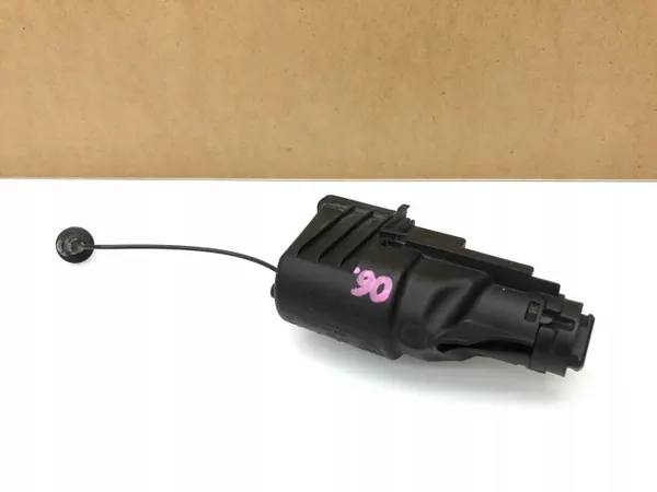 Porsche 911 991 bränslelucksaktuator OEM 99150486000 image 2
