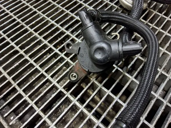 Ligne de carburant Ford Turneo Courier 627300 image 7