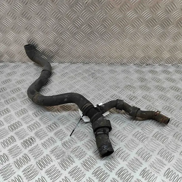 Jäähdytysputki VW Polo 1.6L 2011 OEM 6R0122101AD image 2