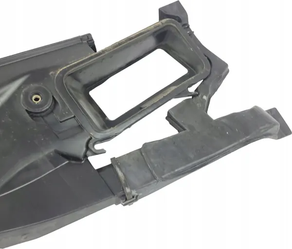 Mercedes W204 Luftintag OEM A2048300744 - Begagnad image 5