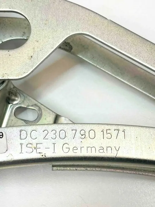 Mercedes-Benz dakslot OEM A2307901571 voor SL R230 image 5