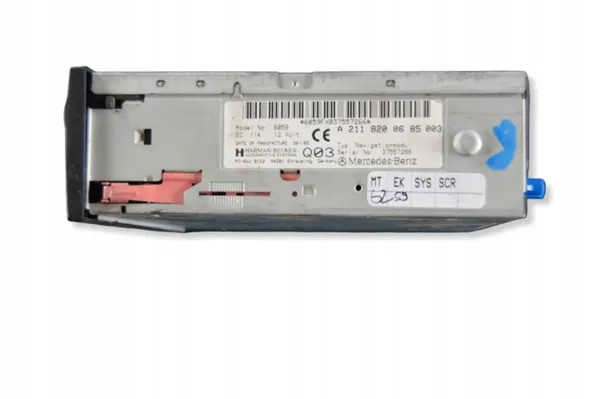Mercedes-Benz E W211 Radio-panel OEM 2118200685003 image 5