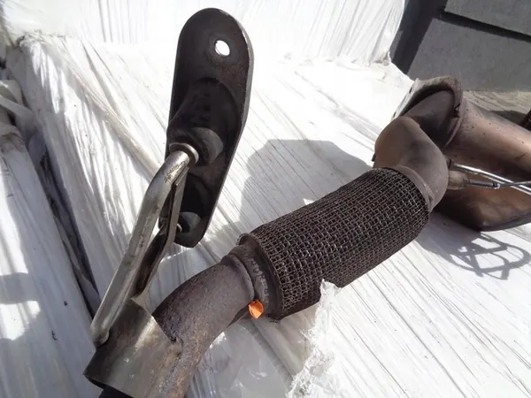 VW PASSAT B6 2.0 TDI DPF Catalytic Converter 3C0131765C image 10