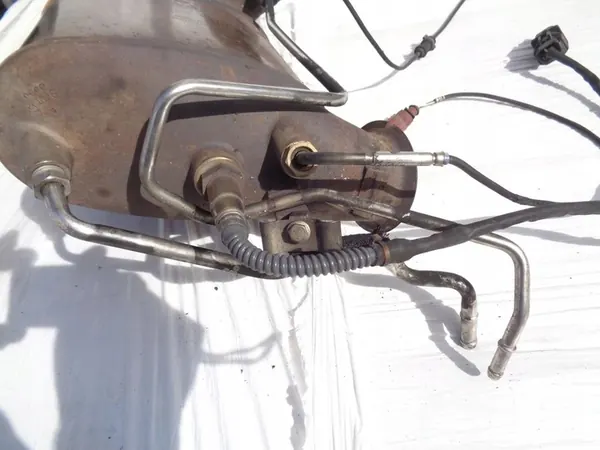 VW PASSAT B6 2.0 TDI DPF Catalytic Converter 3C0131765C image 7