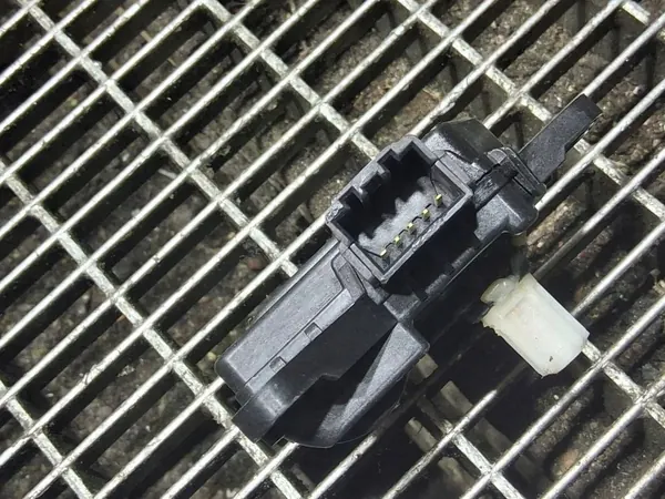 Hyundai Värmemotor OEM EA1F0-NE9AA03 Begagnad image 5