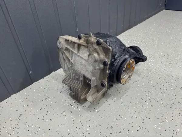 Diferencial traseiro BMW 5 E60 E61 33107570471 image 3