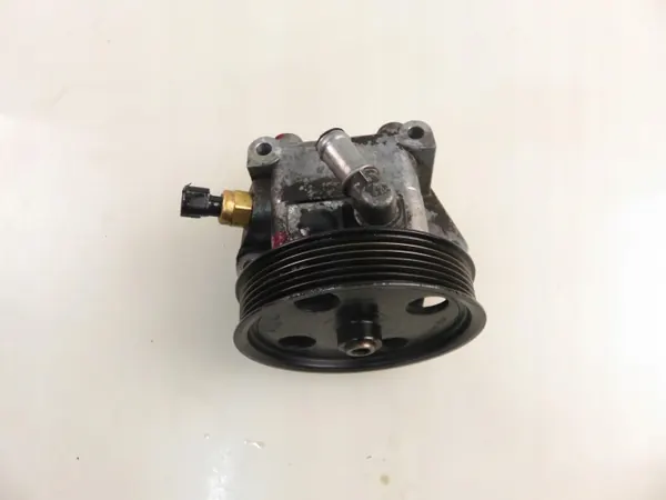 Ohjauspumppu OEM 4M513A696AD - Käytetty ZF image 2