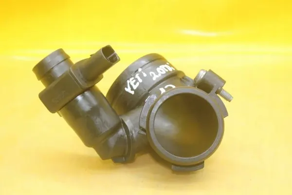 Ansaugrohr OEM 1K0129635C für Skoda Yeti image 6