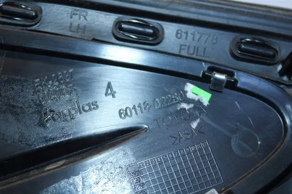 Vasen peilin kolmio-kansi OEM 6011802280 - Toyota image 3