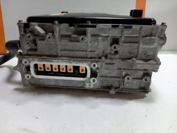 OEM G9200-33140 Växelriktare för Toyota RAV4 Hybrid 2.5 image 5