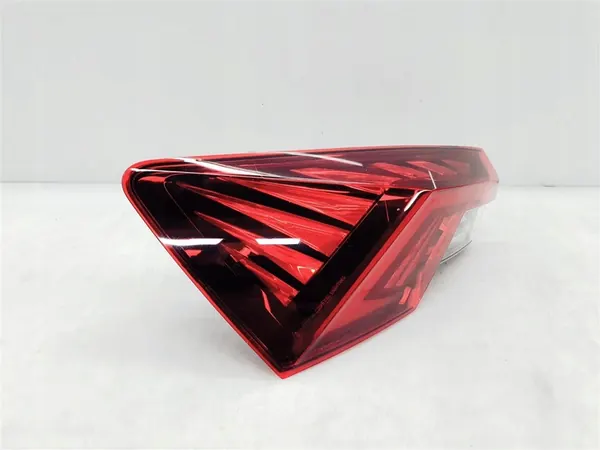 SKODA OCTAVIA IV 5E3 Lámpara Trasera LED Izquierda image 3