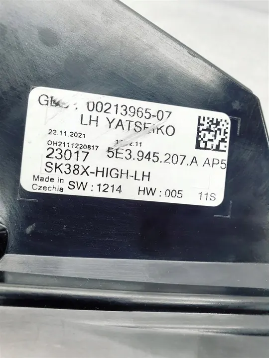 SKODA OCTAVIA IV 5E3 Lámpara Trasera LED Izquierda image 8