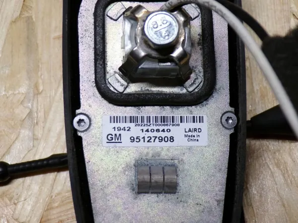 Antenne GPS OEM 140640 pour Opel Mokka X image 3