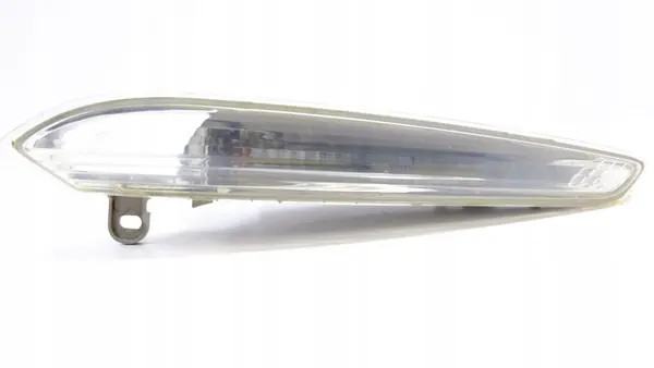 Indicateur avant droit CITROEN DS5 image 3