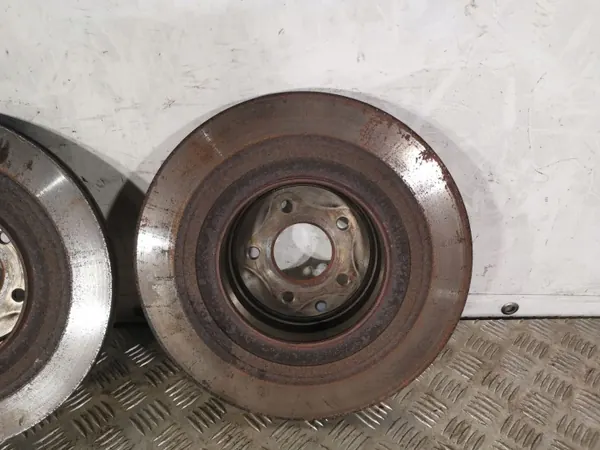 OEM FBZ10610 Taka jarrulevy Nissan 370Z:lle image 3