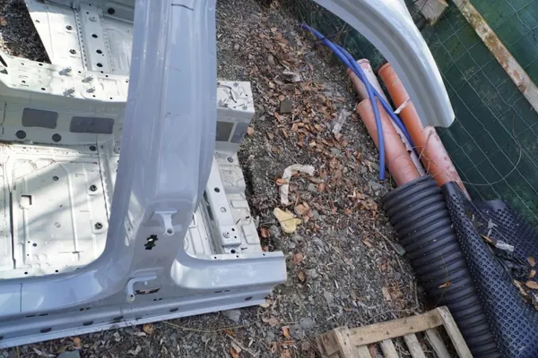 Pilar B Direito OEM SŁUPEK B PRAWY BMW 5 G60 i5 M60 image 4