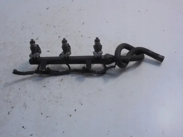 SKODA CITIGO Injectierail OEM 04C133317E image 2