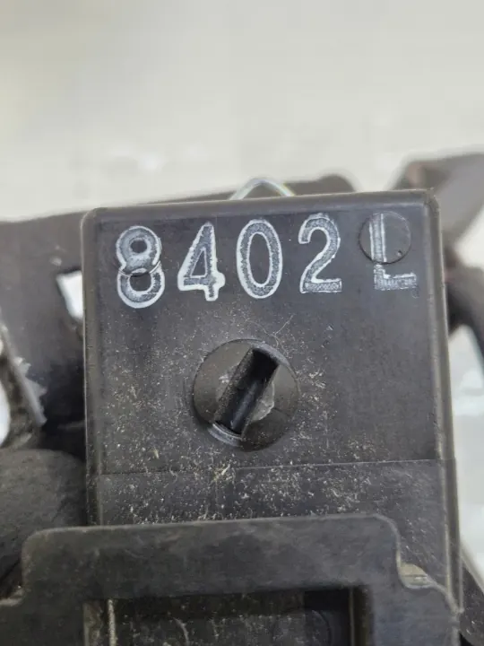 Fecho do capô OEM 12354435 para Opel Mokka X - Usado image 8