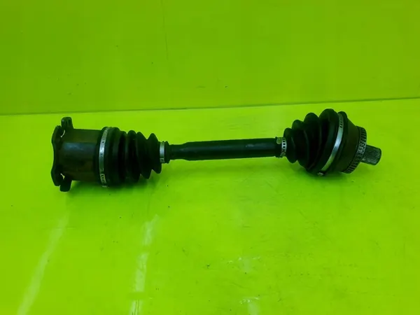 Höger fram CV-axel Audi A6 C5 Allroad 2.5 TDI 2.7 BIT image 3