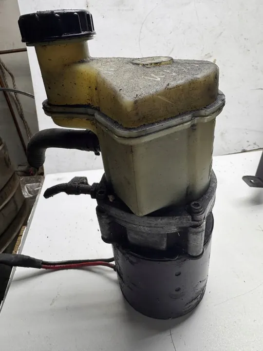 Servostuurpomp CITROEN SAXO PEUGEOT 107 image 4