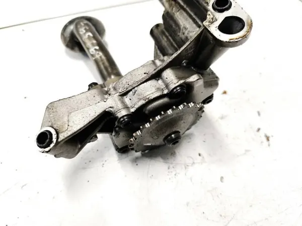Oljepump OEM 038115121a för Volkswagen Passat 2005 image 3