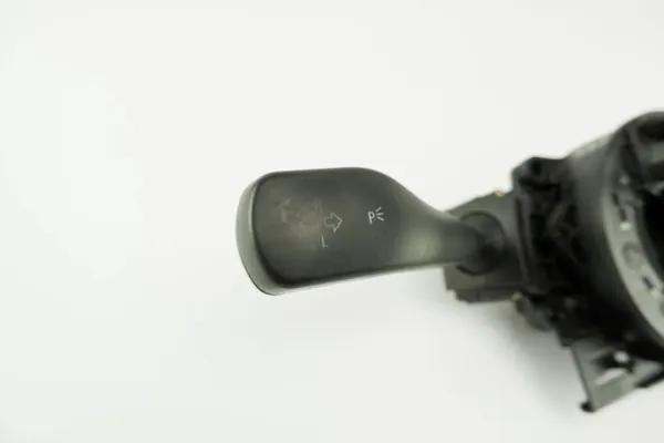 Interruptor BMW E46 OEM 83774889 - Estado usado image 3