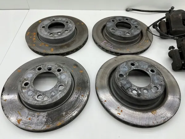 Conjunto de Discos e Pinças BMW 3 E46 LCI Coupé M54 2.5i image 3