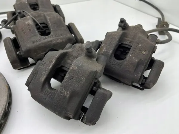 Conjunto de Discos e Pinças BMW 3 E46 LCI Coupé M54 2.5i image 4