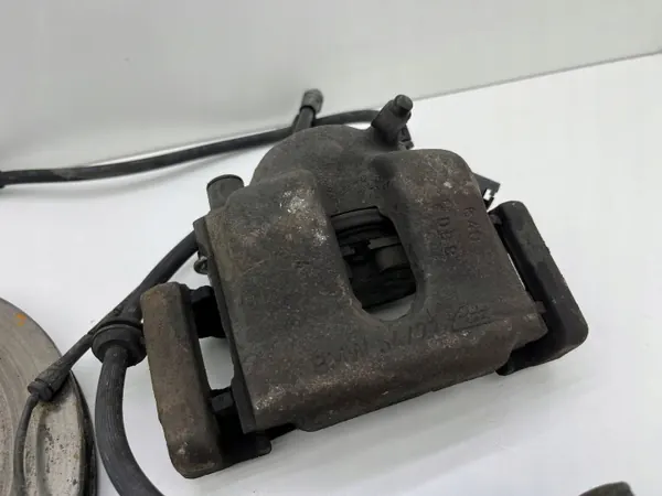 Conjunto de Discos e Pinças BMW 3 E46 LCI Coupé M54 2.5i image 6