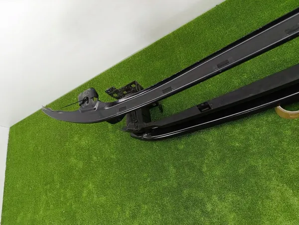 VOLKSWAGEN VW GOLF VIII 8 Etupuskuri Vahvistin image 5