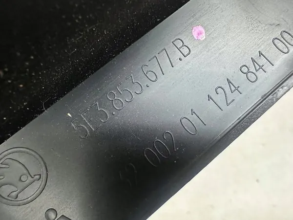 Griglia Centrale Paraurti Skoda Octavia 4 IV RS image 3