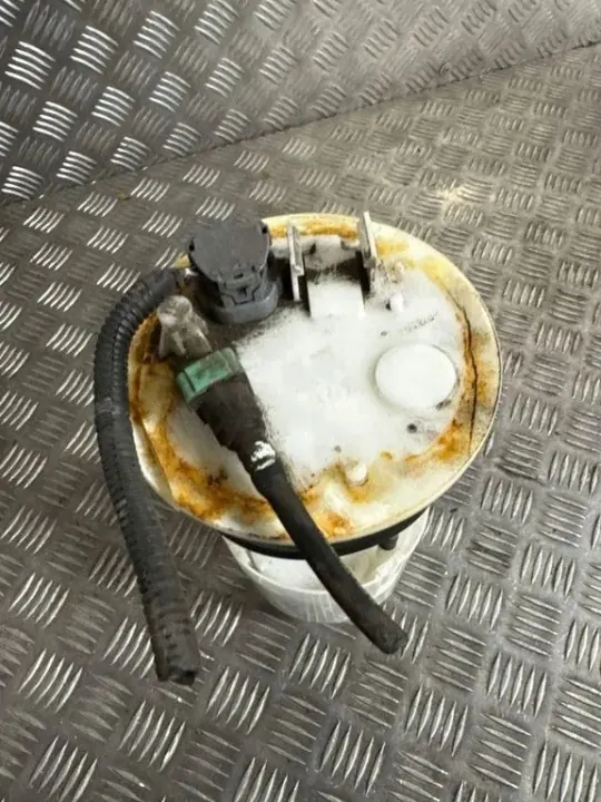Pompe à carburant d'occasion OEM 1760A395 Mitsubishi image 4