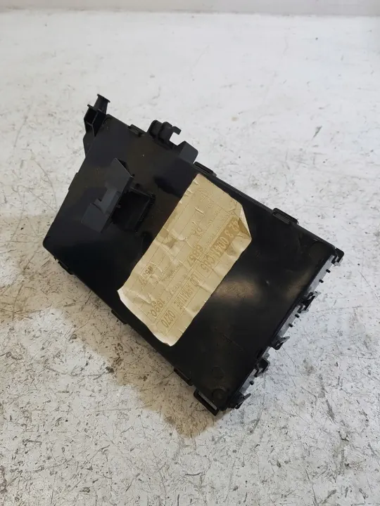 Module de Verrouillage Renault Clio 2 OEM 8200311990 image 3